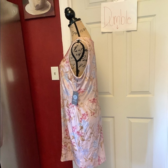 NWT Vince Camuto Sequin Floral Dress. Bought but never wore it. New w/tags - Picture 6 of 13